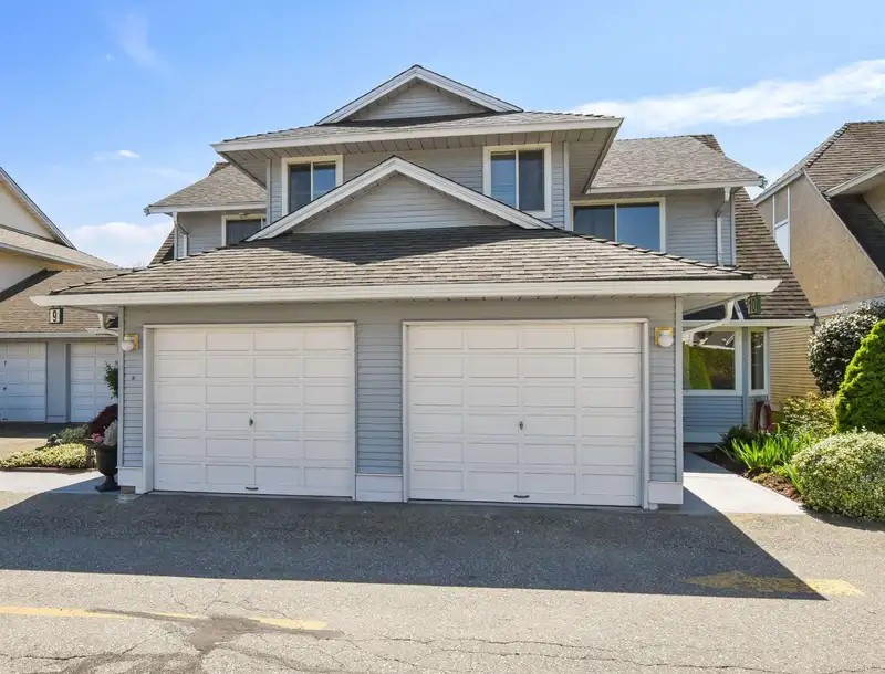 10 2475 EMERSON STREET - photo 2 of 25