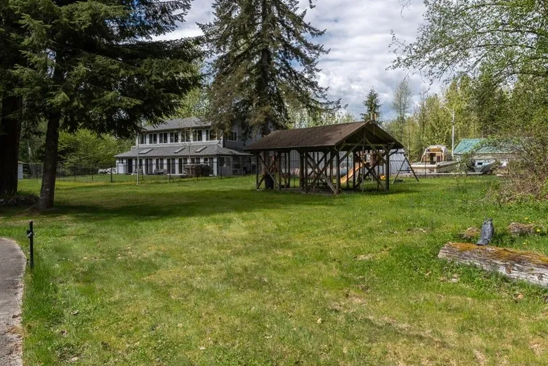 31474 TOWNSHIPLINE AVENUE - photo 4 of 25