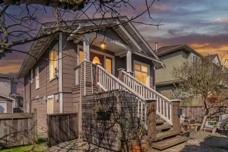 6085 QUEBEC STREET - photo 3 of 40