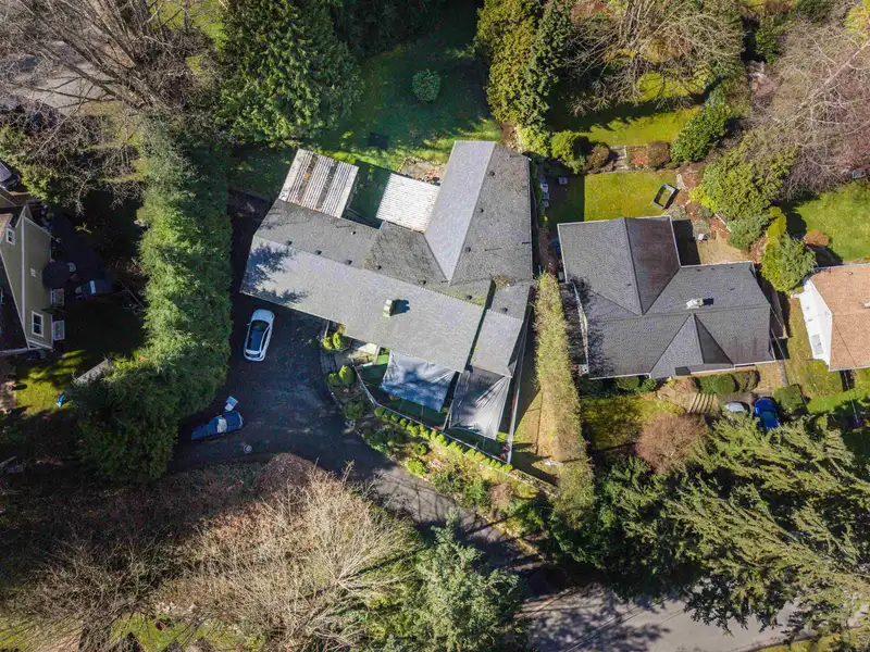 1329 APPIN ROAD - photo 2 of 29