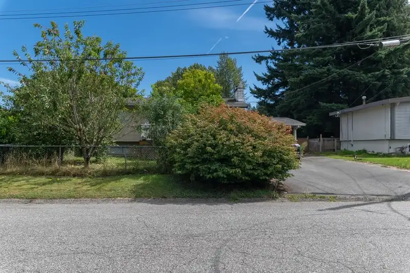 10144 WEDGEWOOD DRIVE - photo 1 of 16