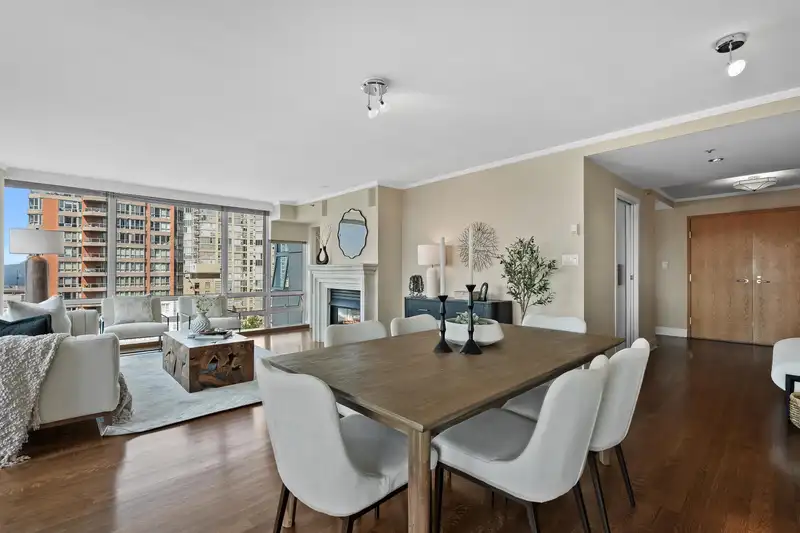 1301 1501 HOWE STREET - photo 2 of 39