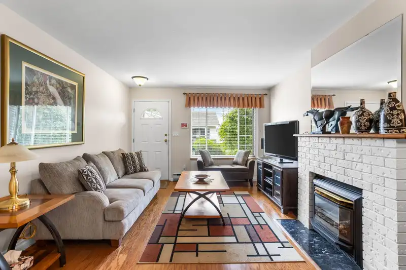 21 12276 189A STREET - photo 4 of 40