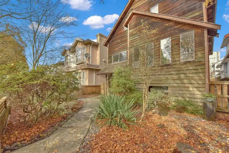 3381 ARCHIMEDES STREET - photo 1 of 40