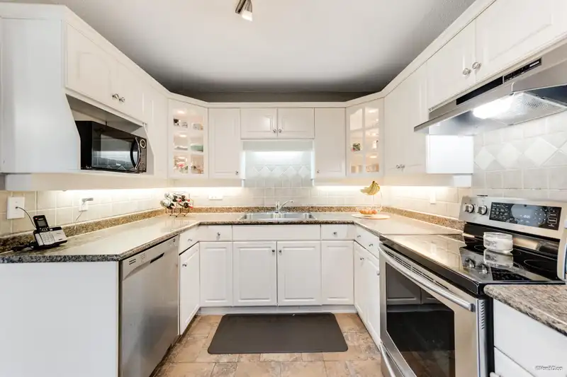203 17740 58A AVENUE - photo 3 of 40