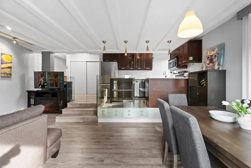 201 341 MAHON AVENUE - photo 1 of 25