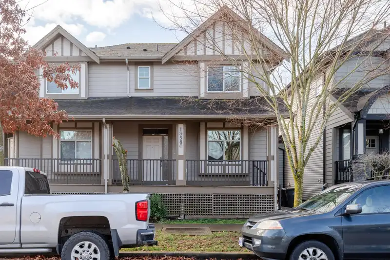 19586 72A AVENUE - photo 1 of 40