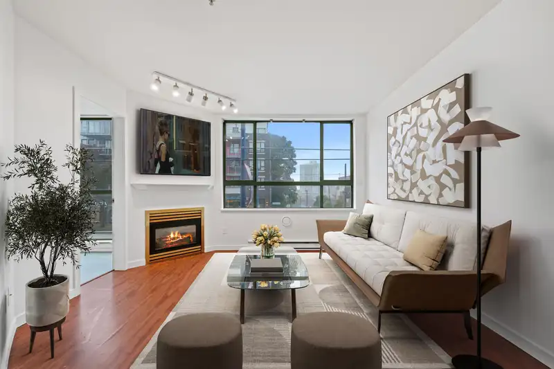 103 5818 LINCOLN STREET - photo 1 of 40