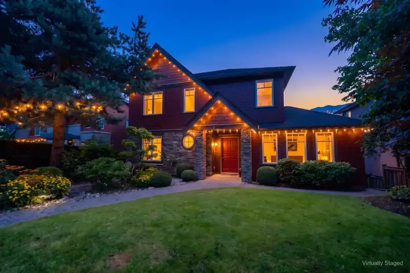 3936 QUESNEL DRIVE - photo 1 of 31