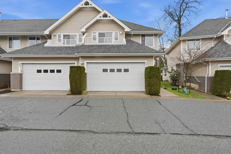 54 13918 58 AVENUE - photo 1 of 25