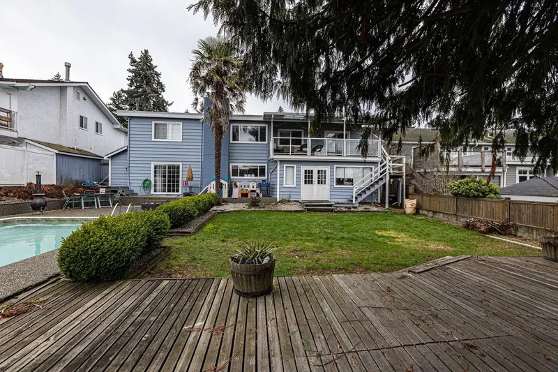 494 ALLEN DRIVE - photo 2 of 25