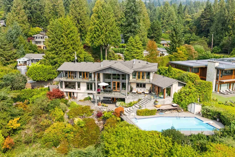 1408 31ST STREET - photo 1 of 25