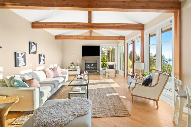 1408 31ST STREET - photo 4 of 25