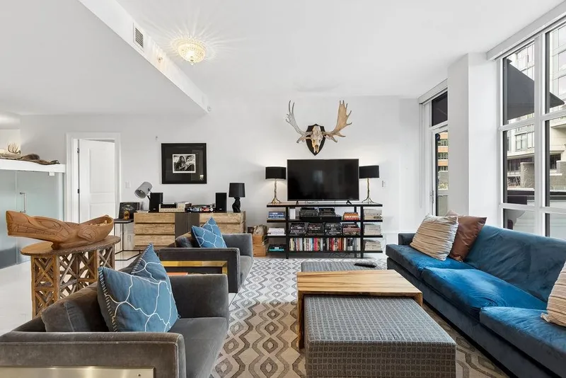 304 1102 HORNBY STREET - photo 2 of 25