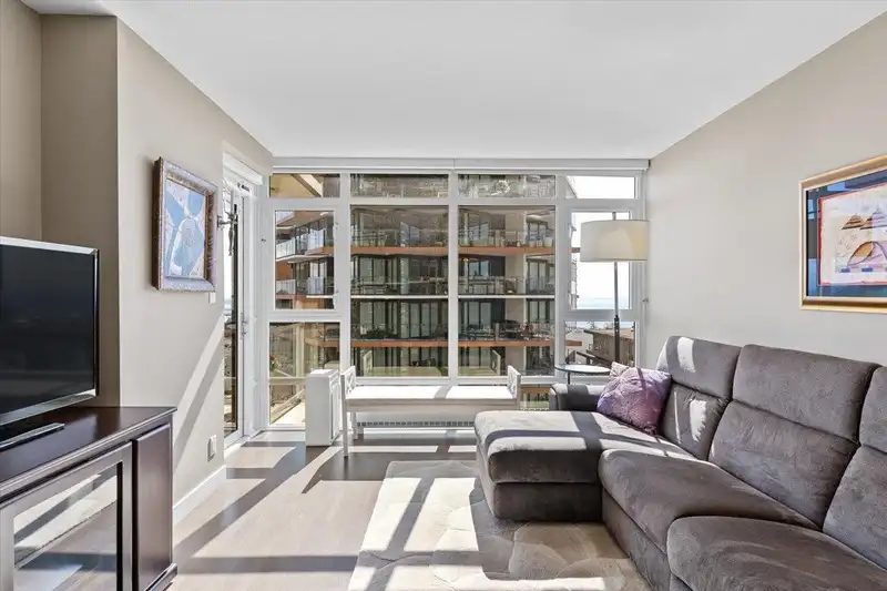 907 1455 GEORGE STREET - photo 4 of 27