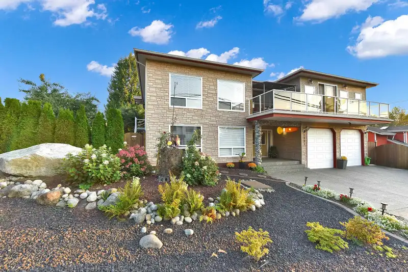 1991 SHAUGHNESSY STREET - photo 1 of 40