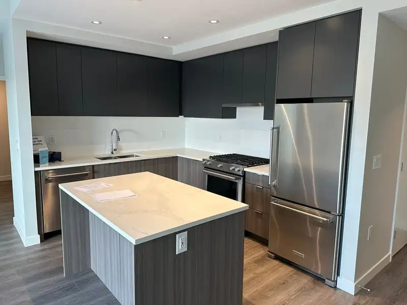 211 3430 E KENT AVENUE SOUTH - photo 3 of 26