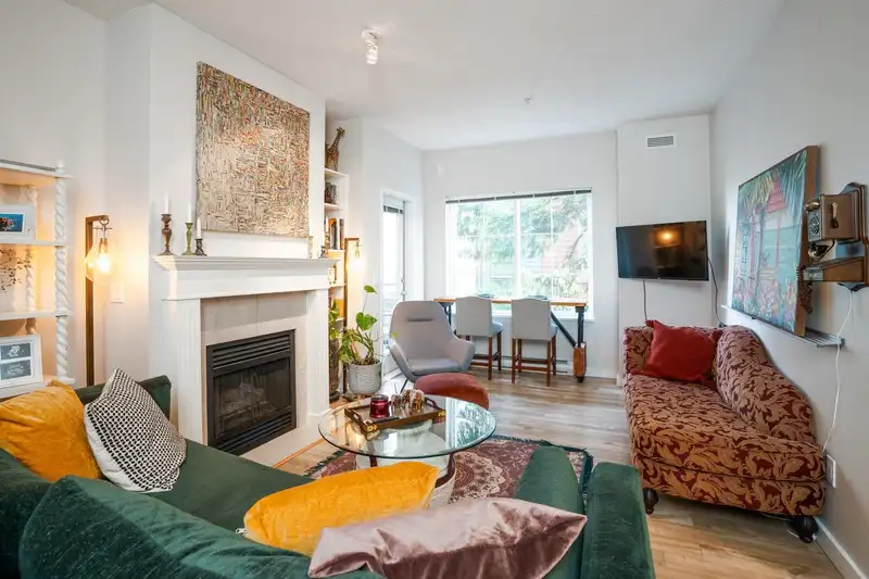 105 4747 54A STREET - photo 3 of 19