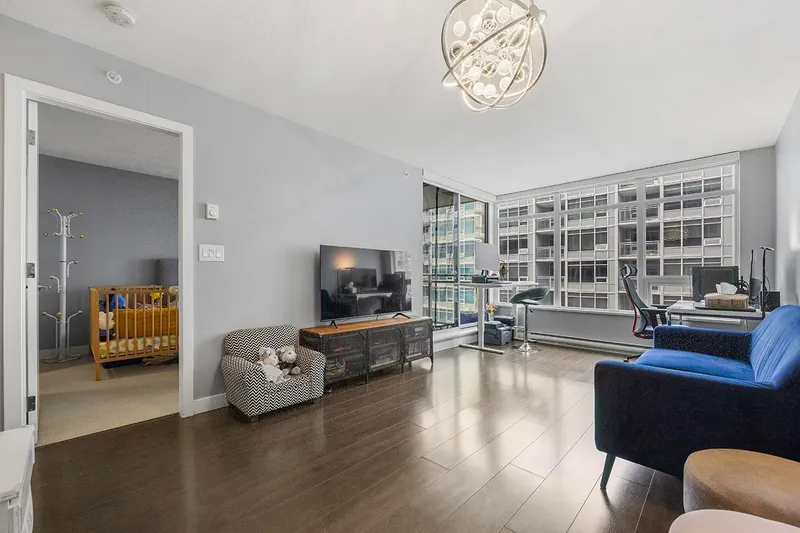 1213 6288 NO. 3 ROAD - photo 2 of 25