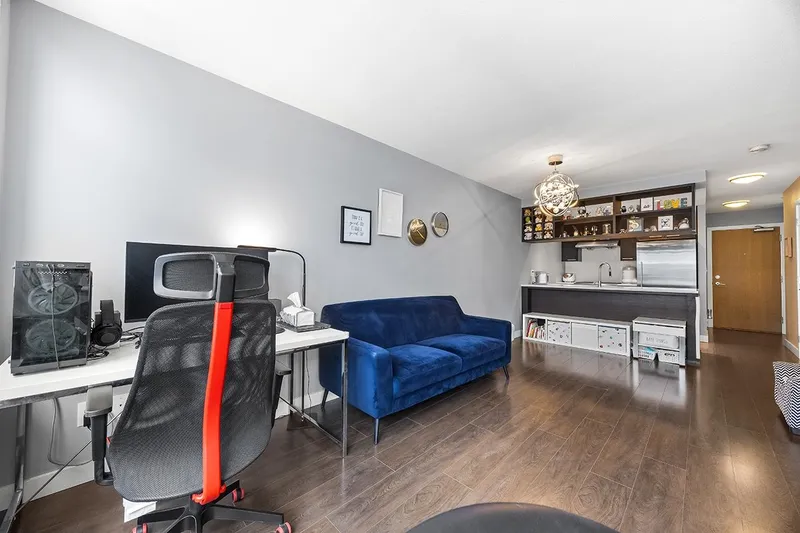 1213 6288 NO. 3 ROAD - photo 3 of 25