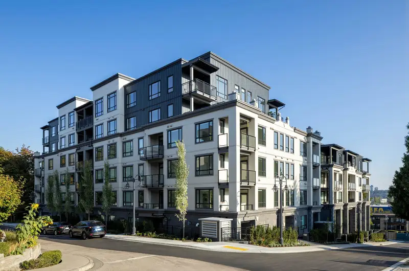 709 215 MCBAY LANE - photo 1 of 10