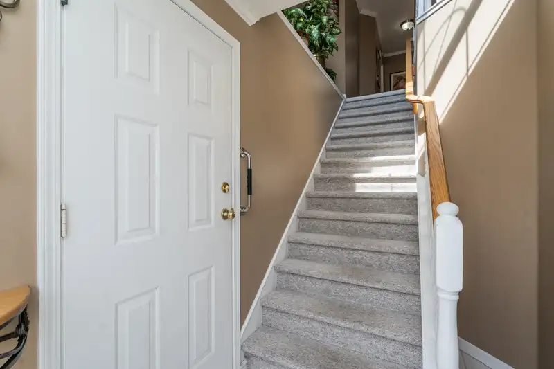 35 9168 FLEETWOOD WAY - photo 3 of 34