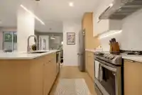 204 1345 COMOX STREET - thumbnail 10