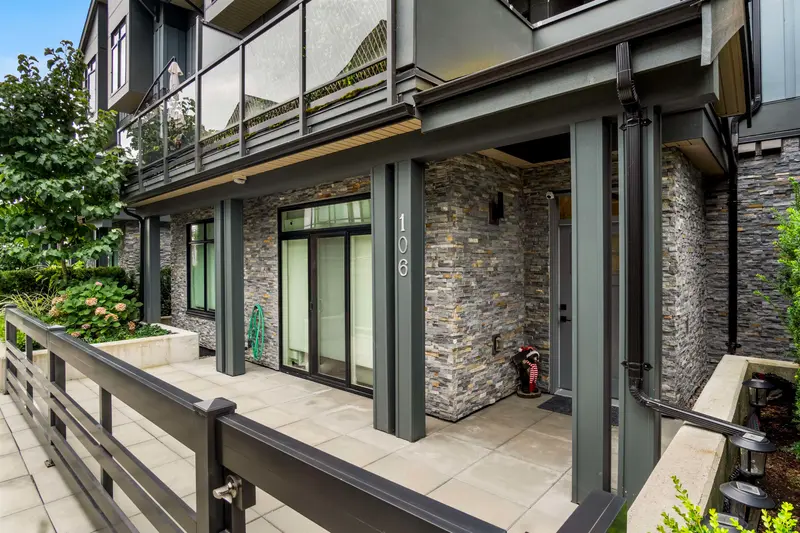 106 7131 17TH AVENUE - photo 1 of 25