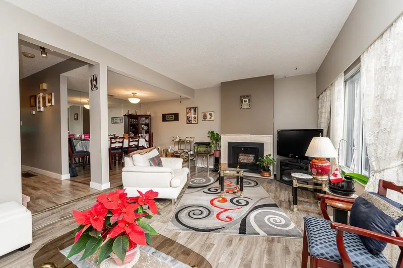 1976 PURCELL WAY - photo 3 of 25