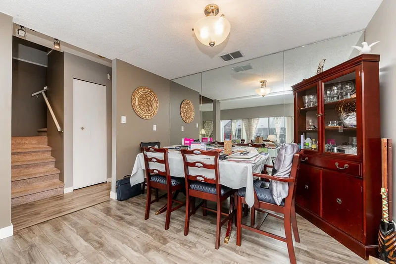 1976 PURCELL WAY - photo 4 of 25