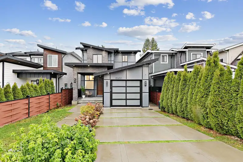 15450 RUSSELL AVENUE - photo 1 of 31
