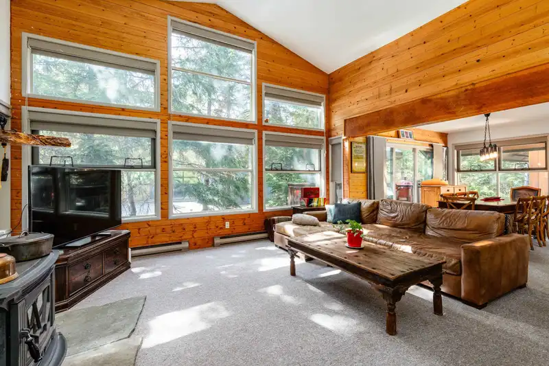 6250 EAGLE DRIVE - photo 1 of 17