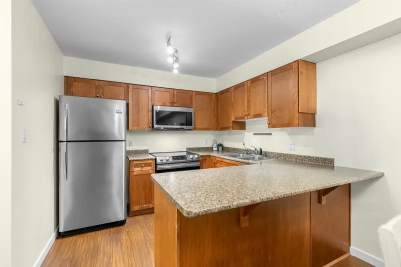 101 33960 OLD YALE ROAD - photo 4 of 25