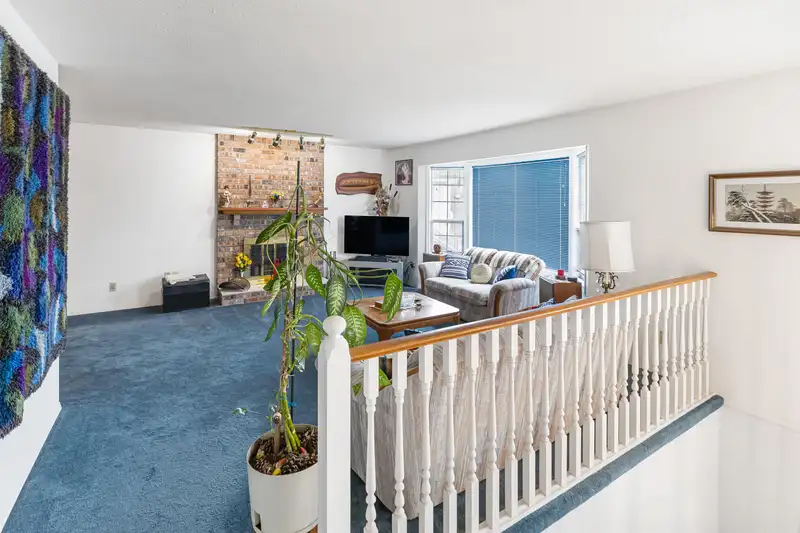 2815 DEHAVILLAND DRIVE - photo 2 of 40