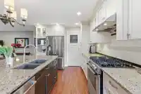 2242 200 STREET - thumbnail 7