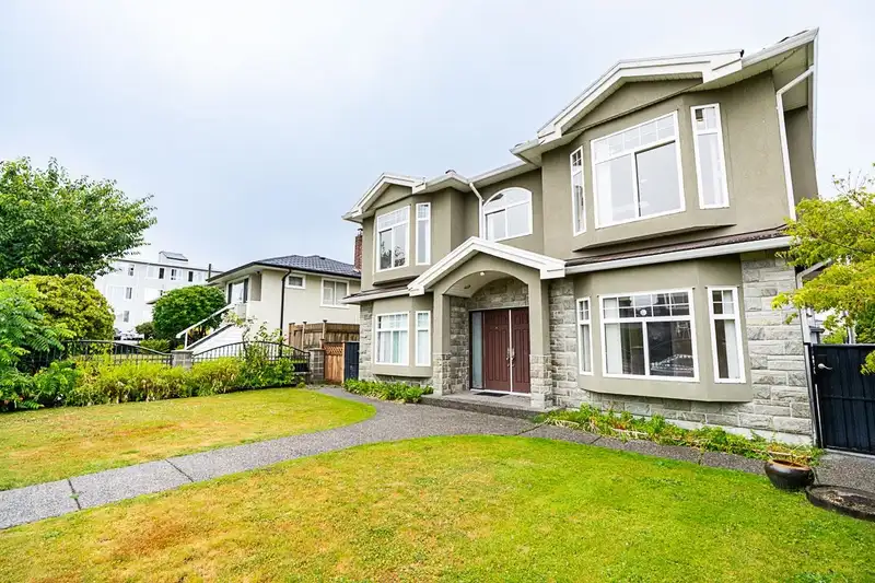 4254 CHARLES STREET - photo 3 of 37