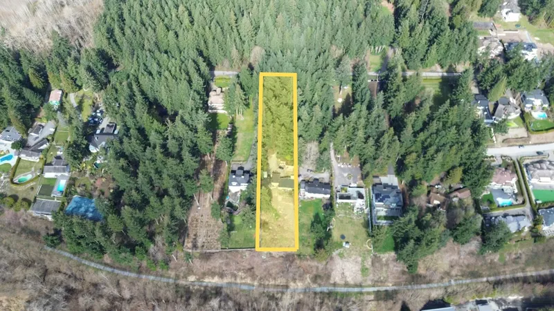 12422 53 AVENUE - photo 2 of 4