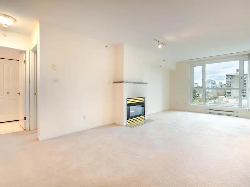 707 2988 ALDER STREET - photo 3 of 23
