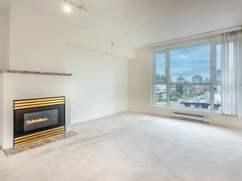 707 2988 ALDER STREET - photo 4 of 23