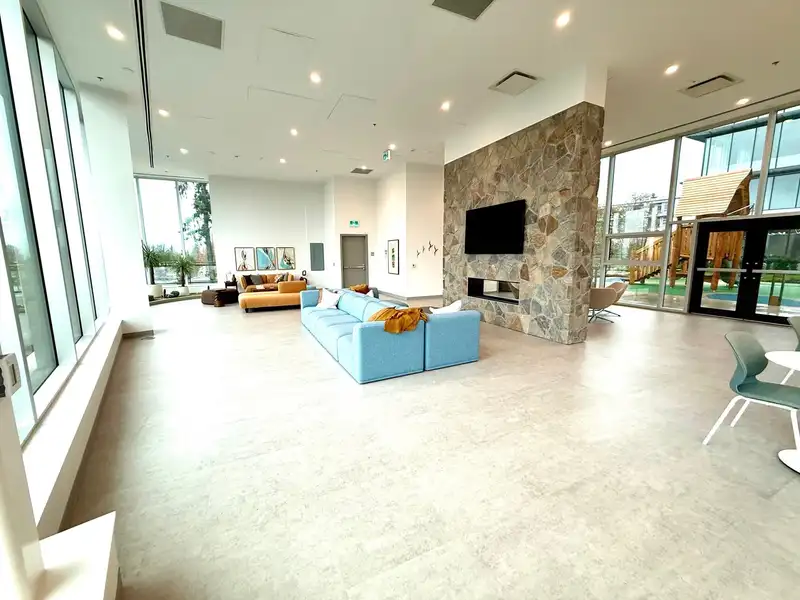 1103 13675 107A AVENUE - photo 3 of 16