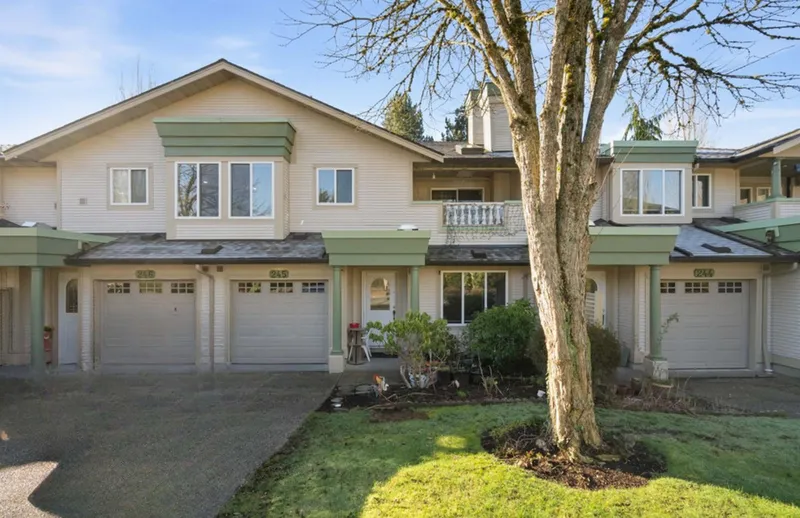 245 13888 70 AVENUE - photo 1 of 24