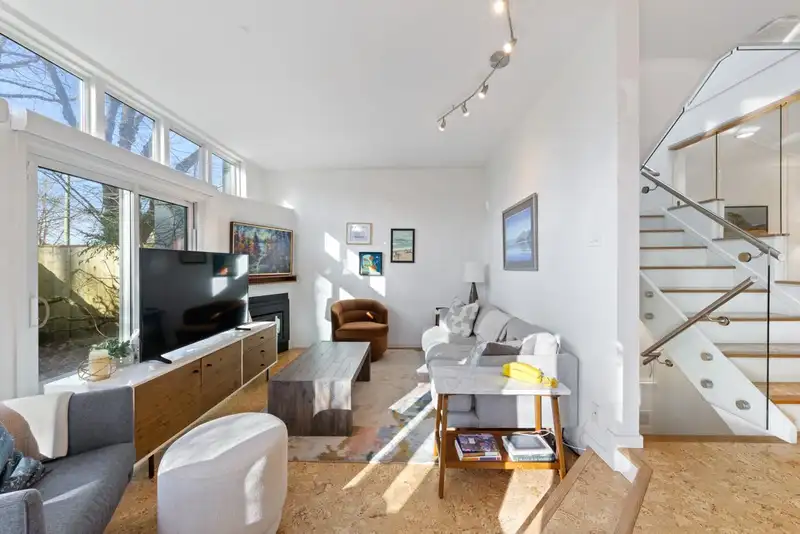 1915 E 7TH AVENUE - photo 2 of 37