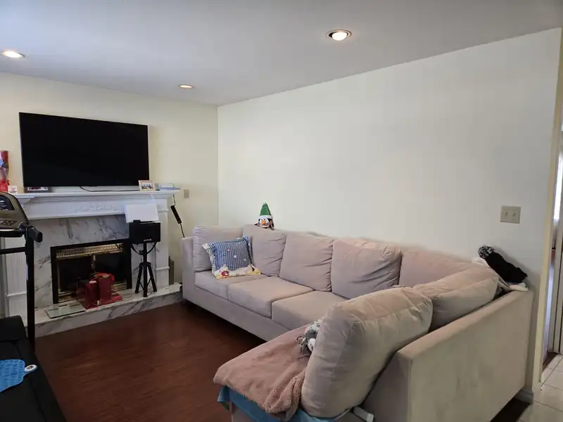 5009 ST. CATHERINES STREET - photo 2 of 22