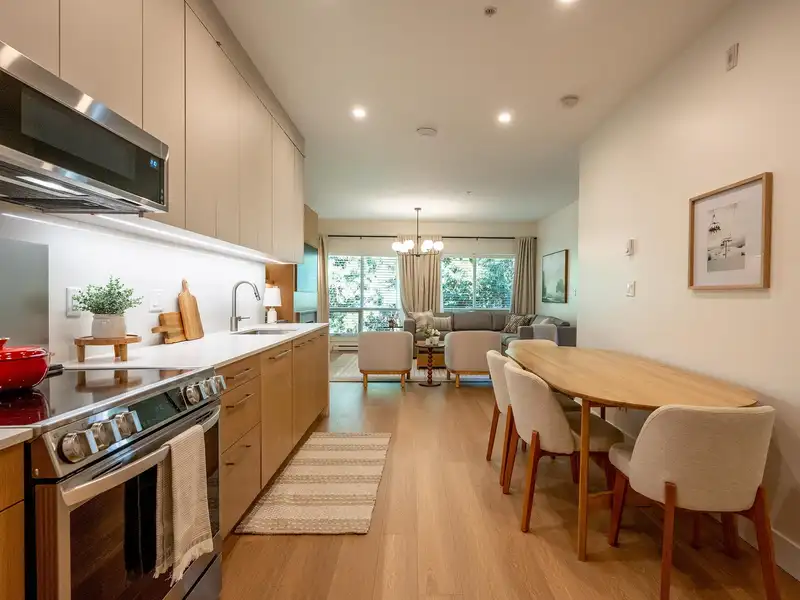 203 4365 NORTHLANDS BOULEVARD - photo 4 of 29
