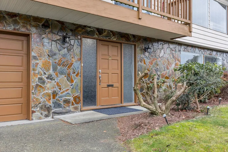 34648 BLATCHFORD WAY - photo 3 of 25