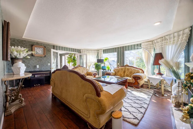 7517 KILREA PLACE - photo 4 of 25