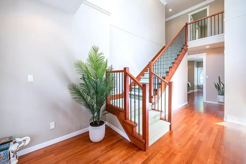 5559 4 AVENUE - photo 2 of 23