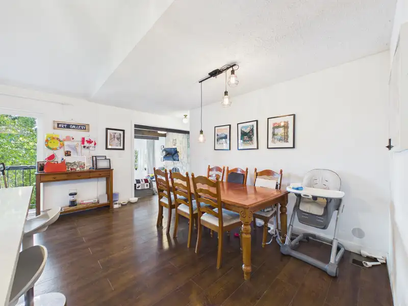 2575 ASHURST AVENUE - photo 4 of 35