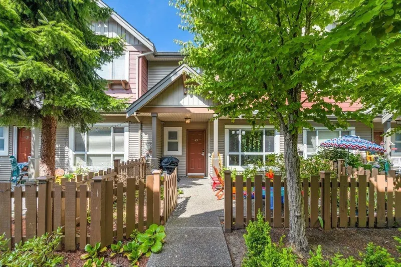 49 7733 HEATHER STREET - photo 3 of 25