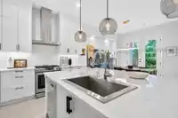 11328 230 STREET - thumbnail 14